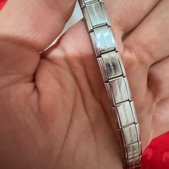 Nomination Bileklik Kalitesiz Ve 18 Günlük Ürünü Garanti Kapsamıyor