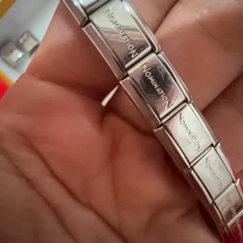 Nomination Bileklik Kalitesiz Ve 18 Günlük Ürünü Garanti Kapsamıyor