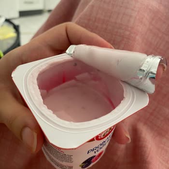 Eker Probiyotik Yoğurt Yarısı Boş