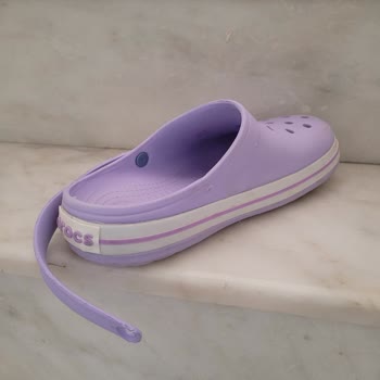 Can Medikal Hepsiburada Aracılığı İle Aldığım Crocs Terlik Orijinal Değilmiş.