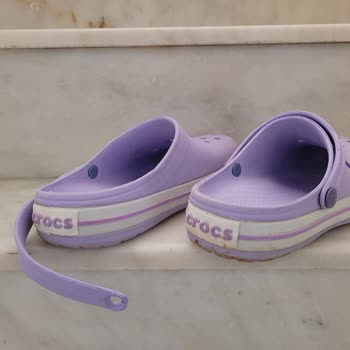 Can Medikal Hepsiburada Aracılığı İle Aldığım Crocs Terlik Orijinal Değilmiş.