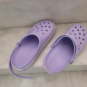 Can Medikal Hepsiburada Aracılığı İle Aldığım Crocs Terlik Orijinal Değilmiş.