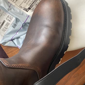 Zara Kullanılmış Ürün Ve Kutusuz Paket Gönderiyor.