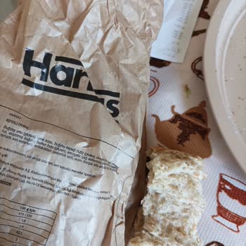 File Market Kepek Ekmeğinden Kıl Çıktı