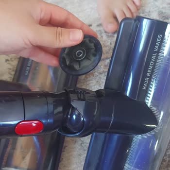 Dyson Gen5detect Absolute 8 Ayda 2. Kere Süpürme Başlığı Kırıldı