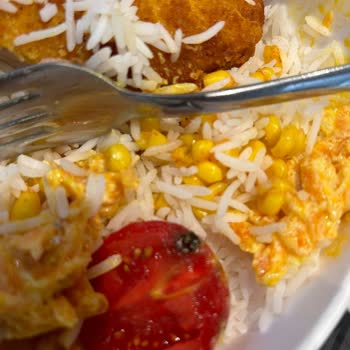 Bowl Station Söylediğim Yemekte Domates Çürük Çıktı