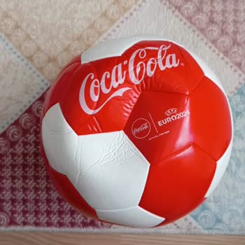 Coca-Cola Patlak Top Üzdü Bizi