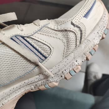Skechers Spor Ayakkabı Sökülme