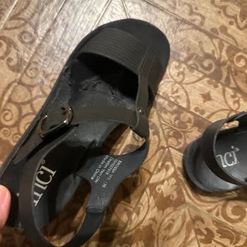 FLO Ayakkabı 1 Seferde Tabanı Soyuldu