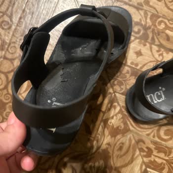 FLO Ayakkabı 1 Seferde Tabanı Soyuldu