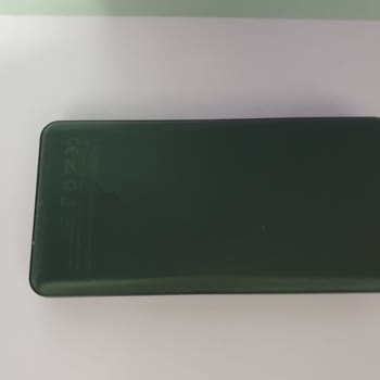 Spigen Türkiye Powerbank Şişme Ve Çatlama Sorunu