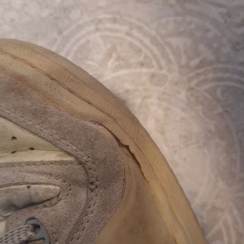 Lookzeel Satın Aldığım Adidas Ayakkabı 5 Ayda Çöp Oldu Ve Yardımcı Olunmuyor