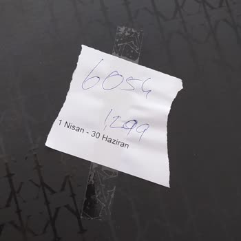 Yeşil Kundura Da Bunu Yaparsa, Pes