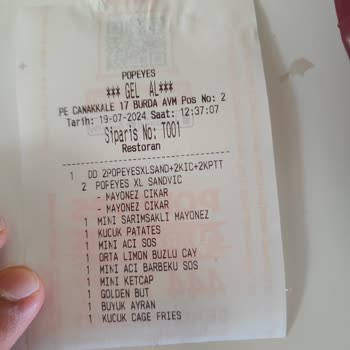 Popeyes XL Sandviç Menüde Beklentilerin Altında Kalan Deneyim