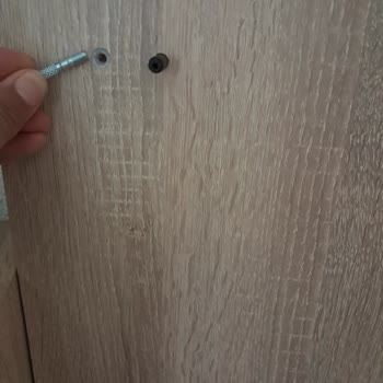 Vivense Eksik Parça. Ücret Müşteriden İsteniyor.