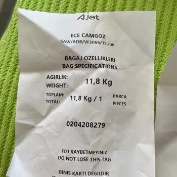 Ajet Gepäckschaden zerstörtes Gepäck, kein Kundenservice, keine Entschädigung