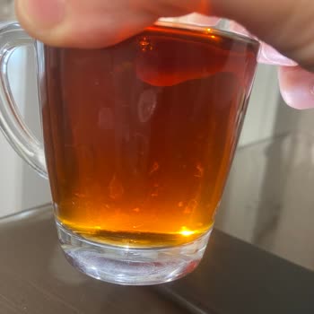 Şok Marketler Soğuk Çayda Bulunan Yabancı Cisimler