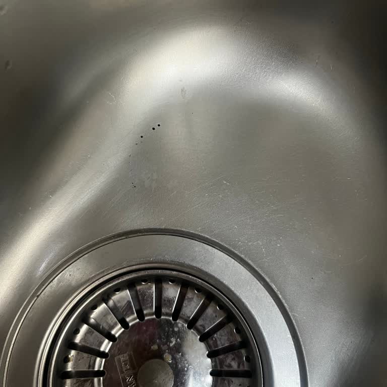 Franke Marka Eviye Delik Çıktı