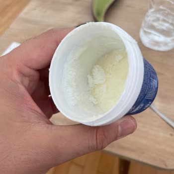 AOÇ Sade Dondurma Kabın Yarısı Boş Çıktı