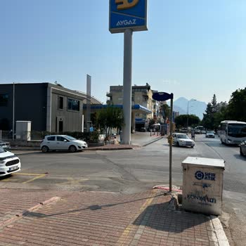Taksiciler Odası Dikkatsiz Sürücü Sinyal Vermedi