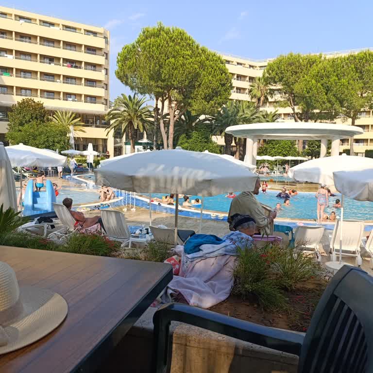 Özkaymak İncekum Hotel Tatilde Hayal Kırıklığı: Soğutma Ve Yemek Sorunları