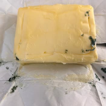 Özpaş Süper Market Marketten Alınan Tereyağında Küf Sorunu