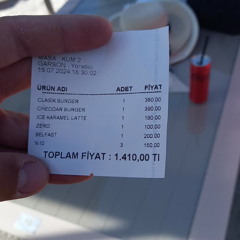 Magosa Beach Resort Çeşme Saygısız Üslup Ve Hakaret