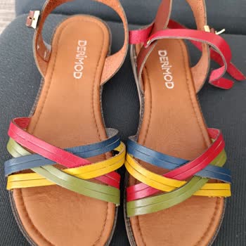 Derimod Yanlış Ayakkabı Vermiş