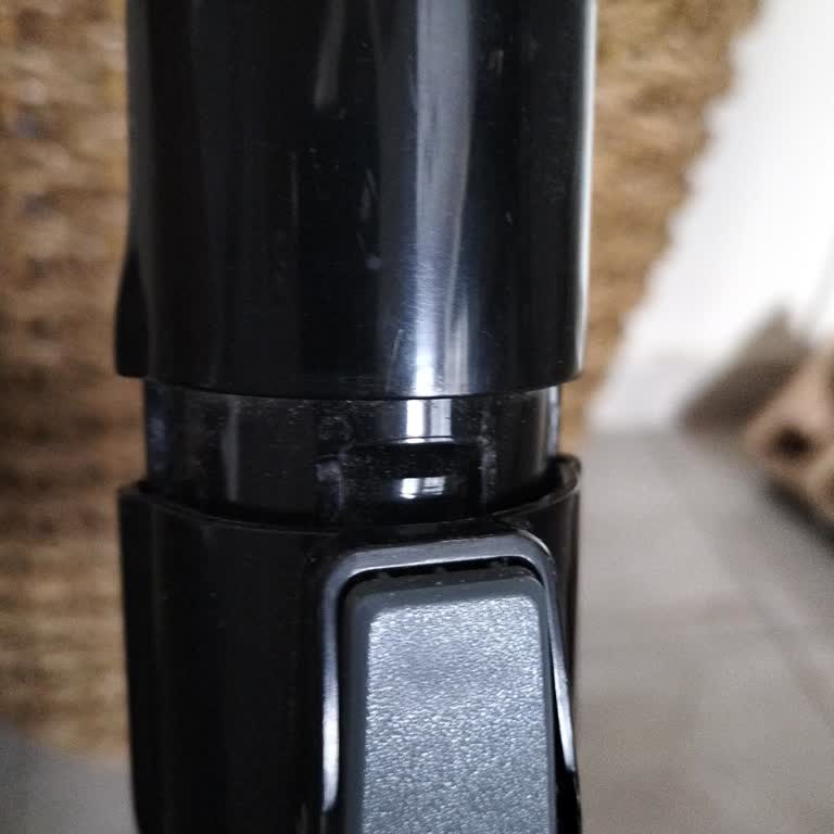 Karcher Dikey Süpürge Ürünün İncelemesinden Eski Halinden Daha Kotu