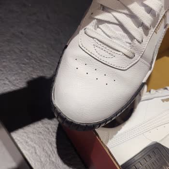 Shoe Return Request Denied by Deichmann Due to Defects