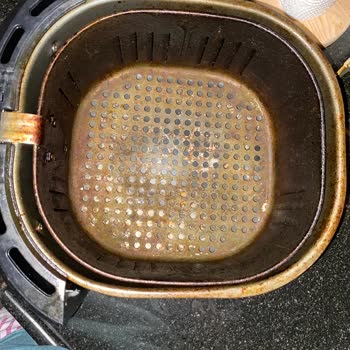 Kumtel Airfryer Teflonu Soyuldu