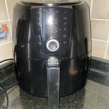 Kumtel Airfryer Teflonu Soyuldu