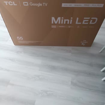 Teknosa Mağazası Kırık Televizyon Satıyor...