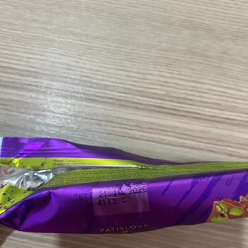 Patiswiss Çikolatalarında Güven Sorunu: Antep Fıstığı Ve Gizemli Cisimler