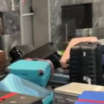 Antalya Havalimanı Bagaj Sorunu Görevlilerin Umursamazlığı
