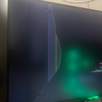 Vatan Bilgisayar Kusurlu Ürün Gönderimi (Samsung 32 İnç Kırık Monitör)