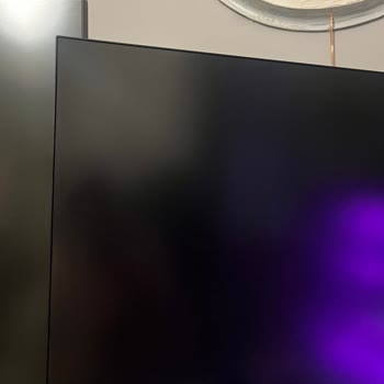 Samsung Kusurlu Ürün Gönderimi (32 İnç Monitör)