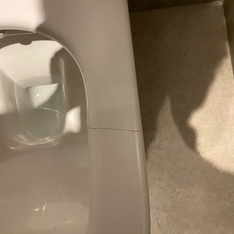 Duravit Klozet Kapağı Kırılması