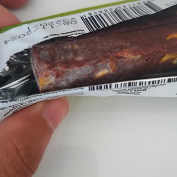 Fellas Antep Fıstıklı Kakaolu Bar Küflü Çıktı.