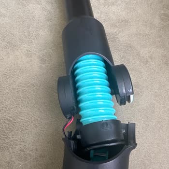 Fakir Ev Aletleri Bolt X Plus Aqua 8472 Dikey Şarjlı Pişmanlığı