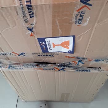 Yurtiçi Kargo Kargomun İçini Yok Etti!