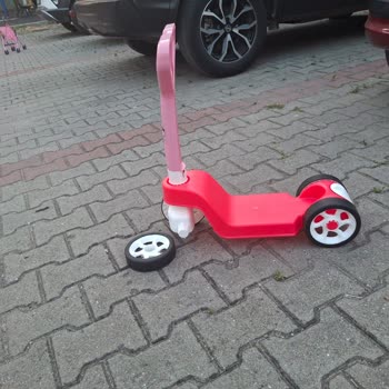 Toyzz Shop Rising Sport Scooter Tekerlek Kırılması