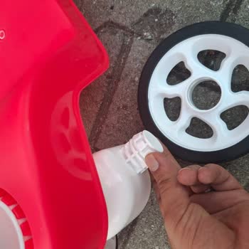 Toyzz Shop Rising Sport Scooter Tekerlek Kırılması