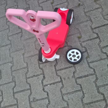 Toyzz Shop Rising Sport Scooter Tekerlek Kırılması