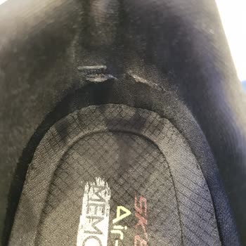 SuperStep Ve Skechers Ayakkabılarının Arkasında Durmuyor