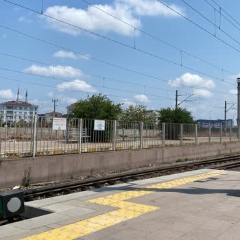 TCDD Edirne-Halkalı Geç Gelen Tren