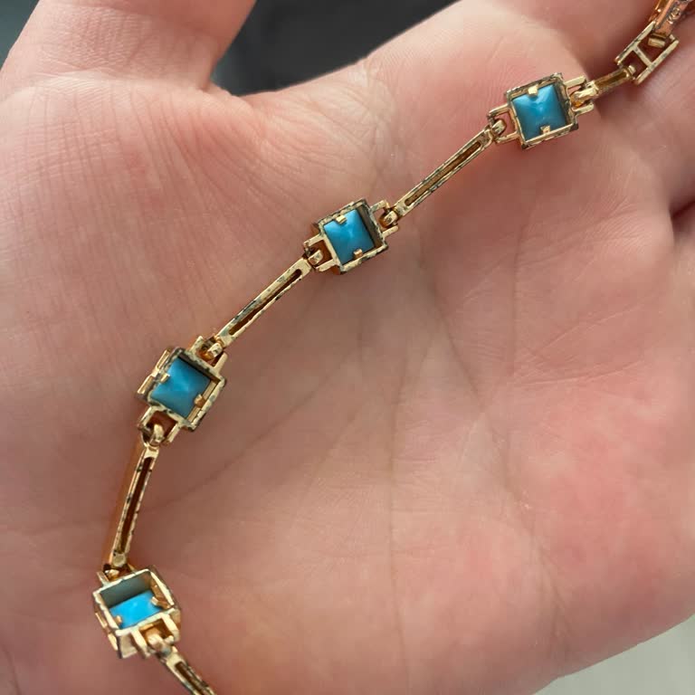 Shesra Geç Teslimat Ve Kalitesiz Ürünlerle İlgili Hayal Kırıklığı