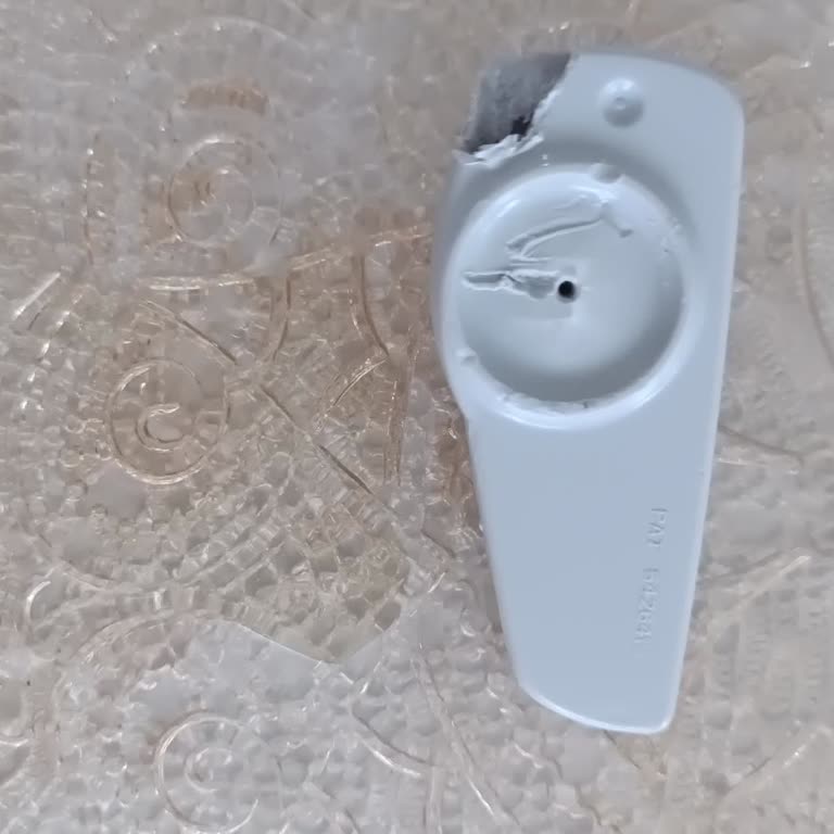 LC Waikiki Dikkatsiz Personelin Alarm Aparatını Sökmemesi