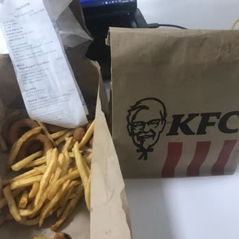 KFC Kömür Burger 🍔