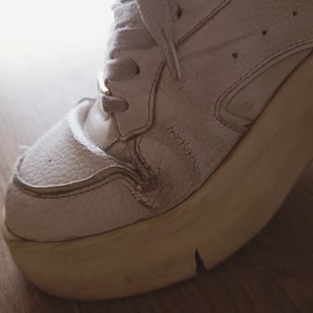 Bershka Ayakkabının Üretim Hatası